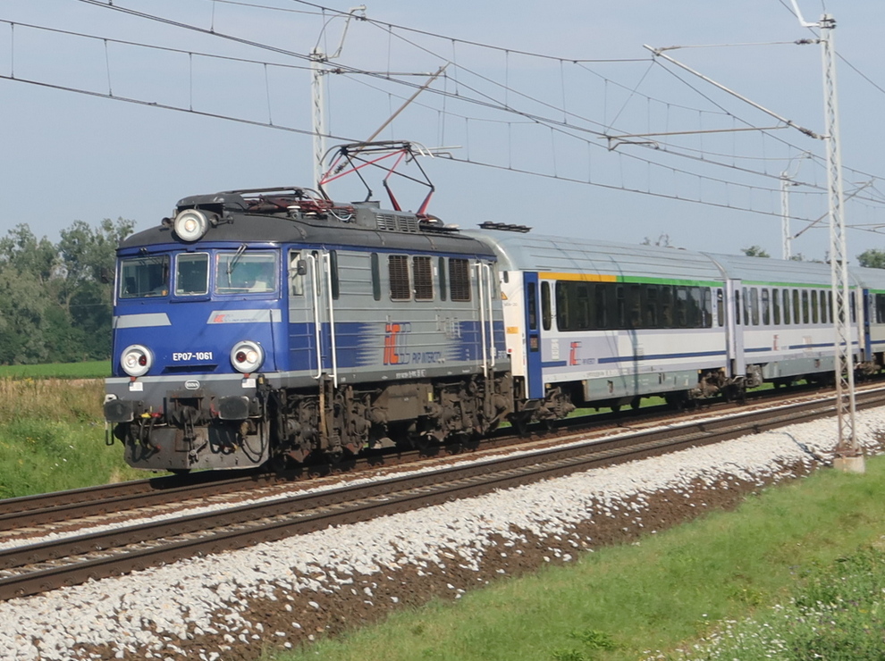 EP07-1061
